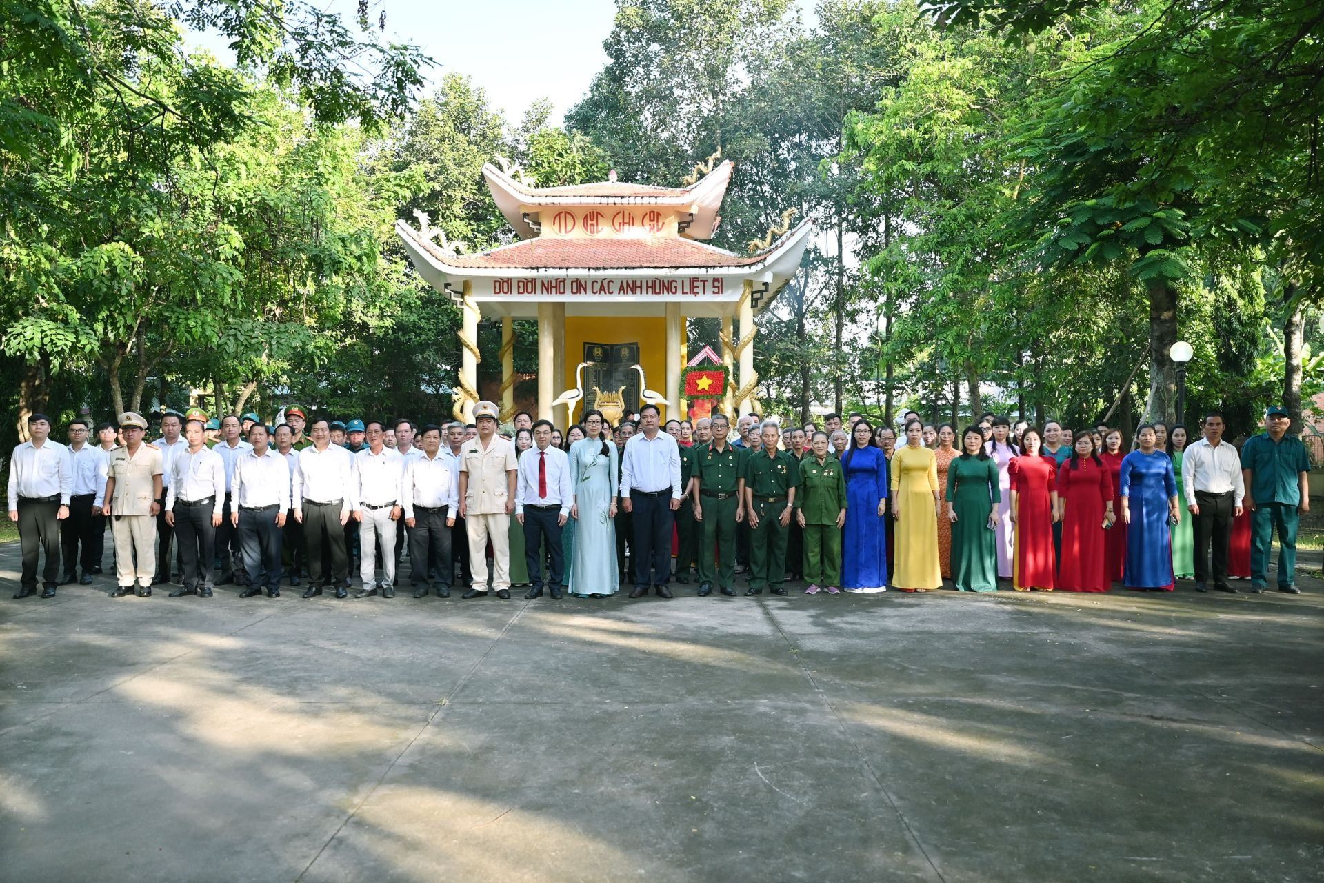 Main Image Thumbnail